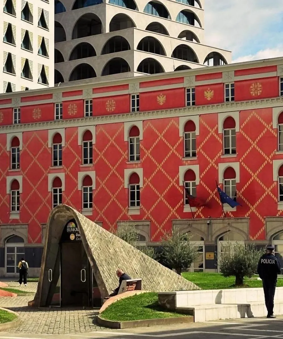 Skanderbeg Oasis Tirana Central 0*,  Albania